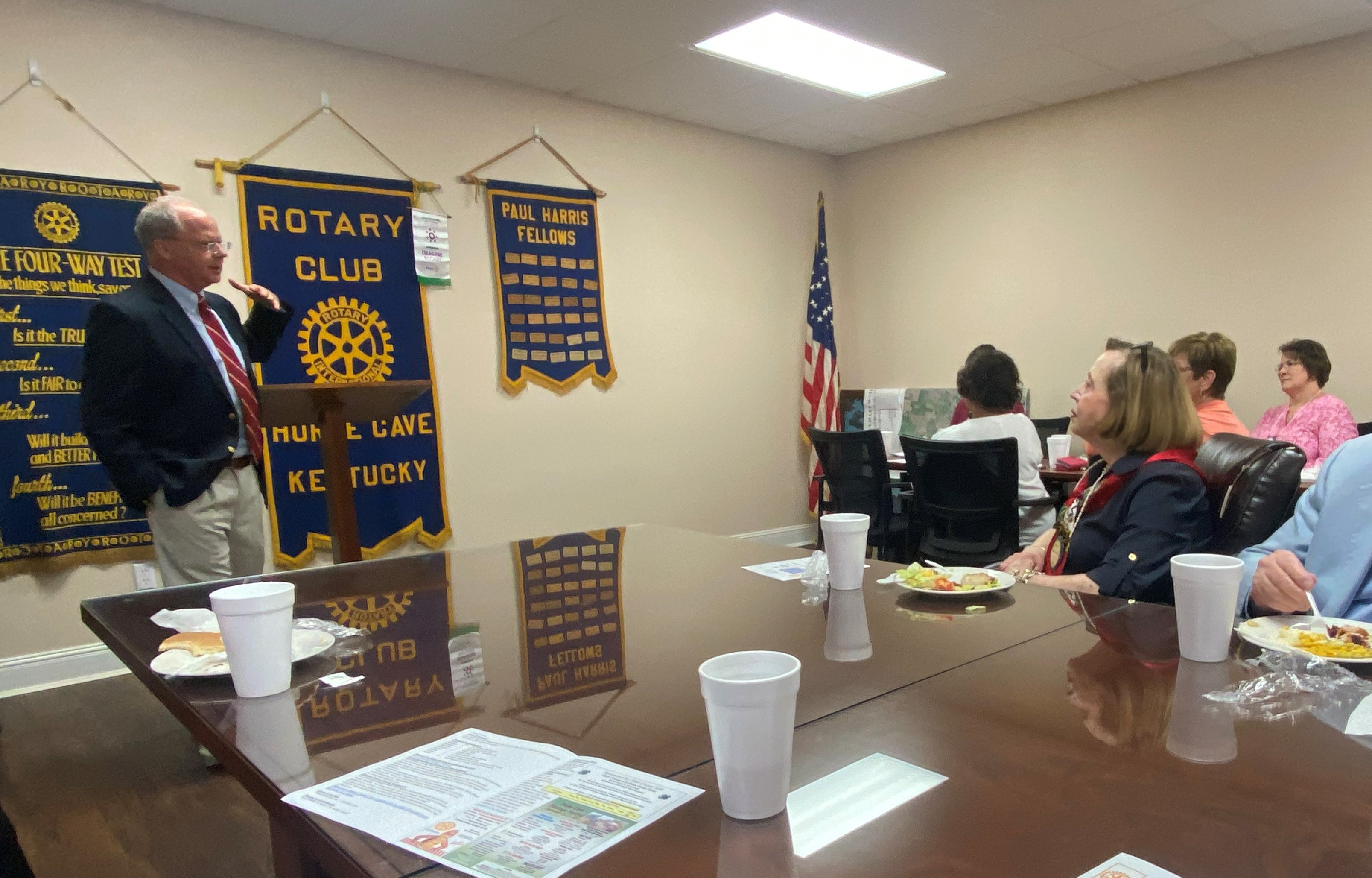 Rep. Guthrie providing a legislative update at a Horse Cave Rotary Club meeting