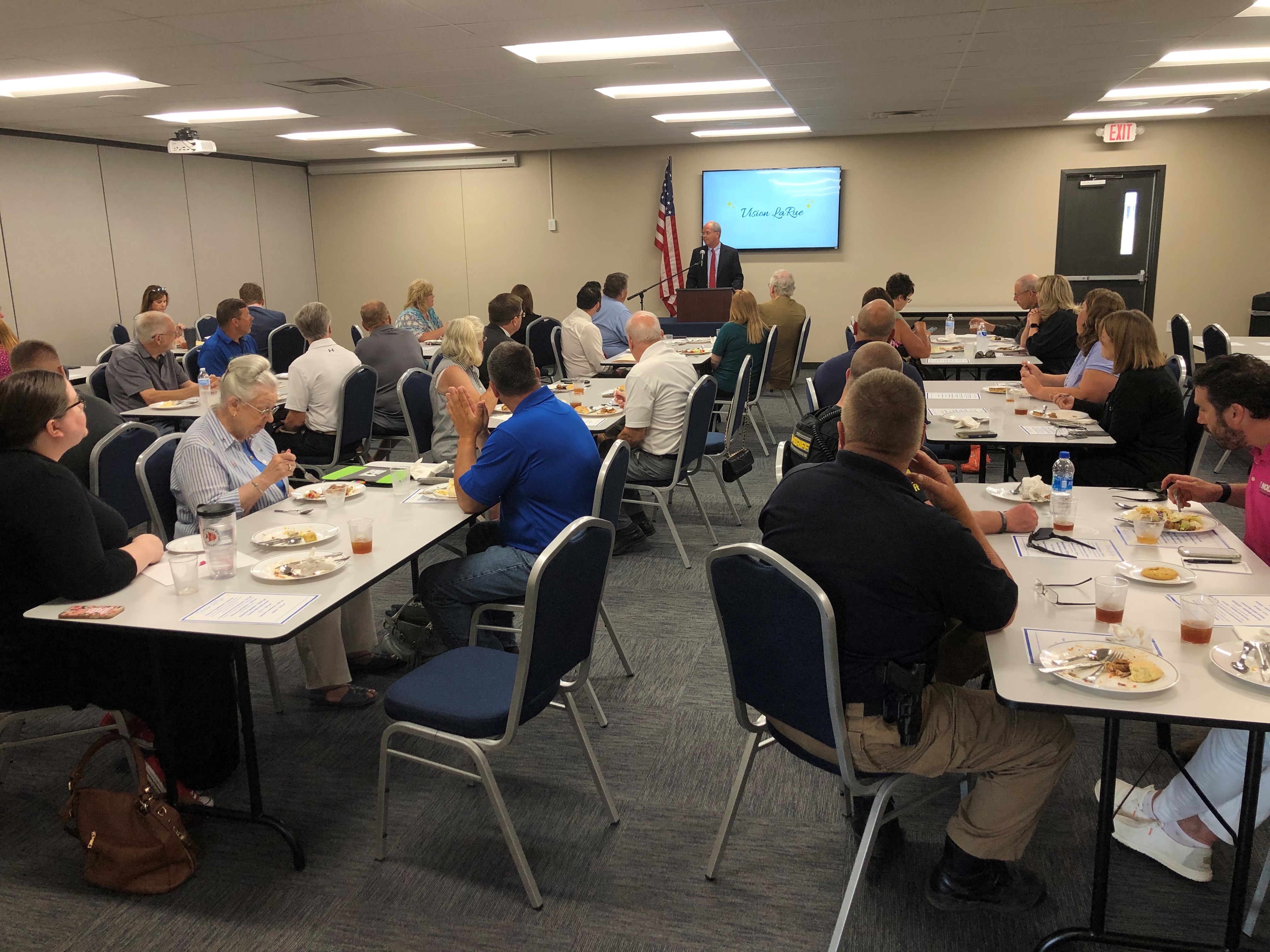 Rep. Guthrie discussing new growth from BlueOvalSK Battery Park with LaRue County’s community leaders